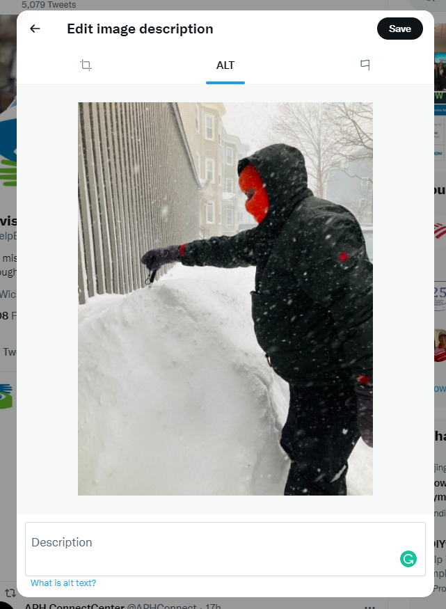 Twitter screenshot of how to add alt text