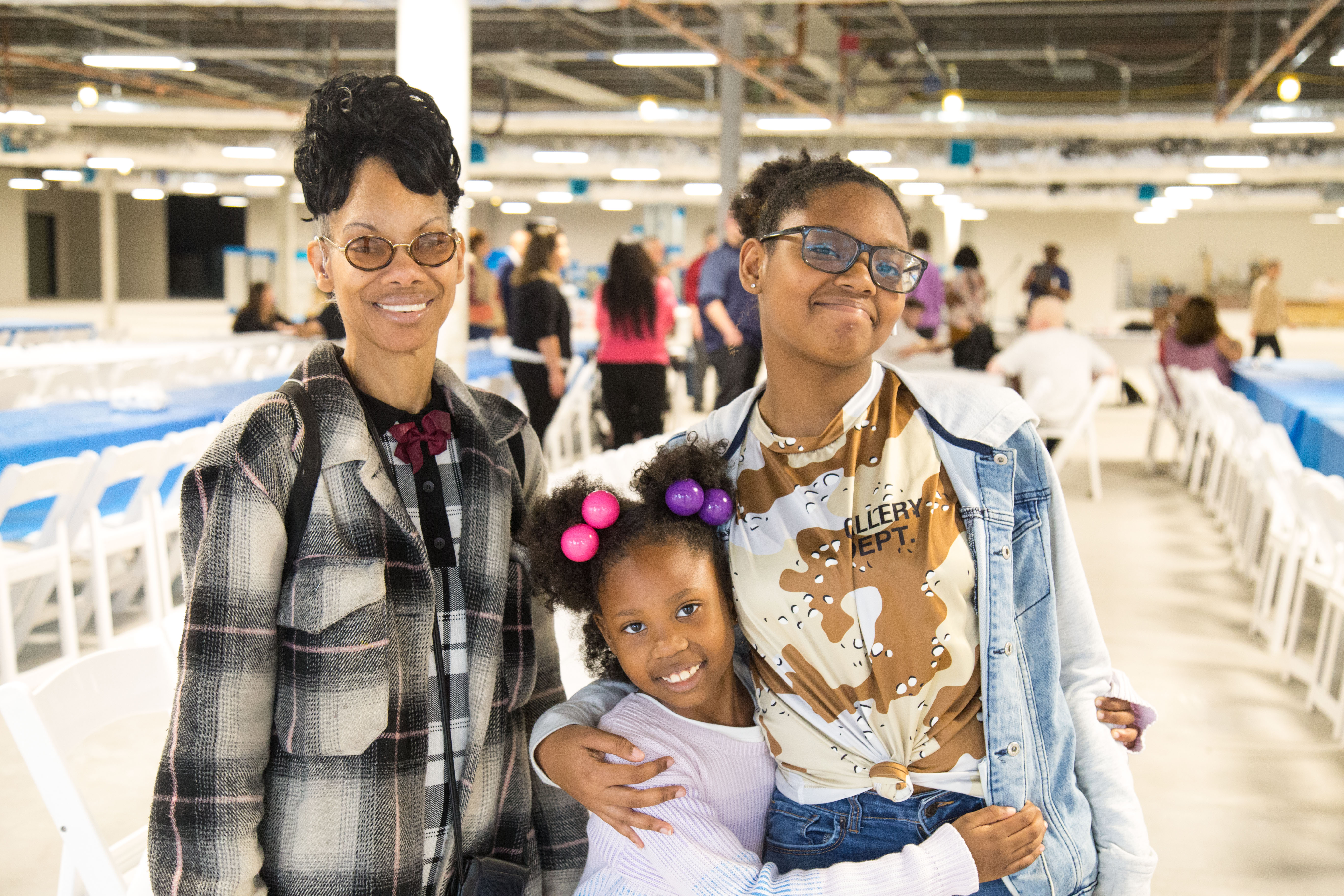 lisa dixon and family smiling.
